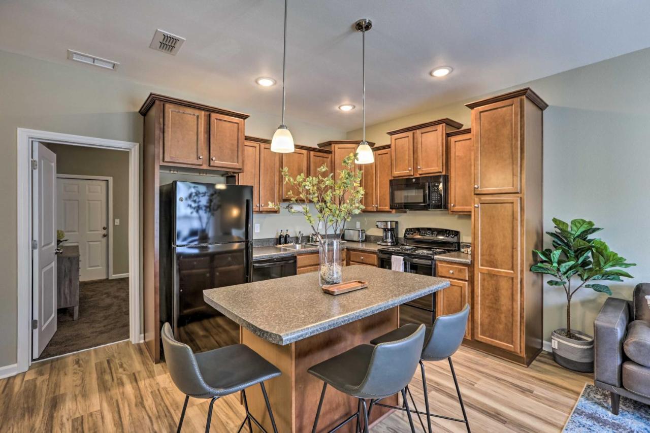 Ideally Located And Elegant Condo With Balcony! Tallahassee Exterior photo